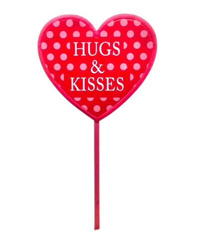 Cheap Carls Metal Hugs & Kisses