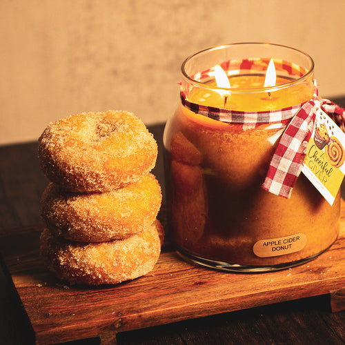 A Cheerful Giver Apple Cider Donut - 34 oz Papa Candle