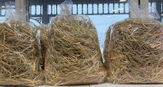 LOOSE STRAW BY THE BAG